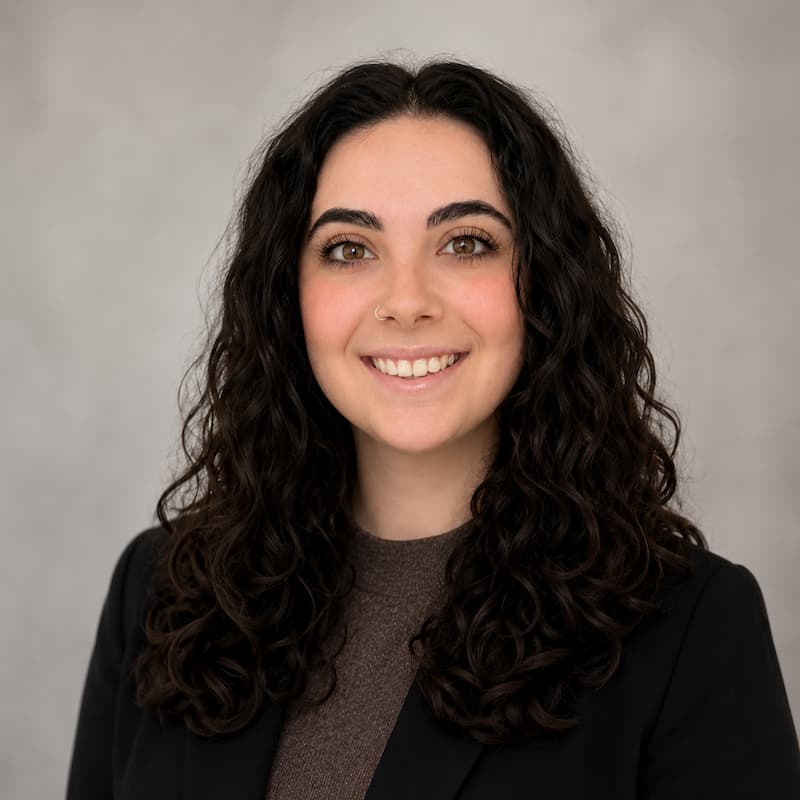 Headshot of Halie Liles-Gregory